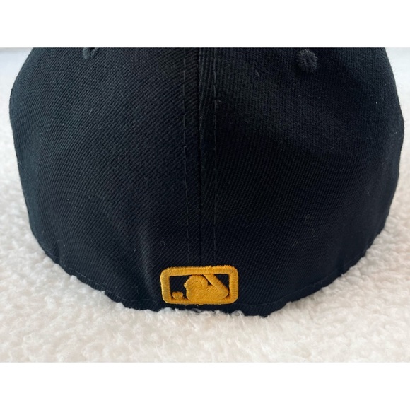 NEW ERA • Black/Golden Orange SF Giants MLB Classic Baseball Hat - Picture 7 of 15